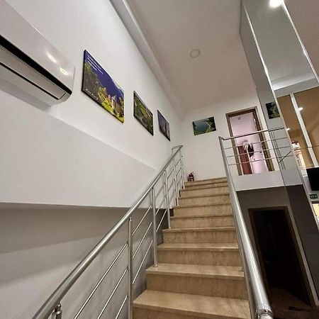 Femi Ji Hotel Батуми Екстериор снимка