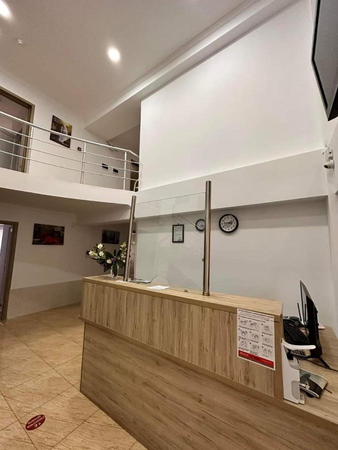 Femi Ji Hotel Батуми Екстериор снимка